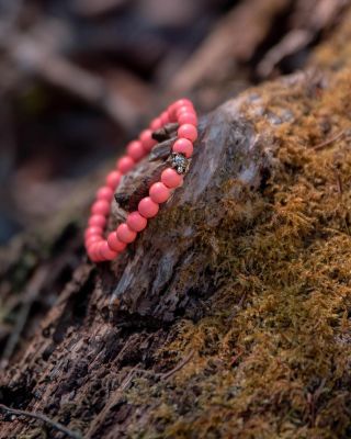 Ako si užívate tento ☀️ nedeľný deň? My sme zobraly naše náramky na prechádzku do slovenského raja🌲⛰ ktorý máme za rohom...