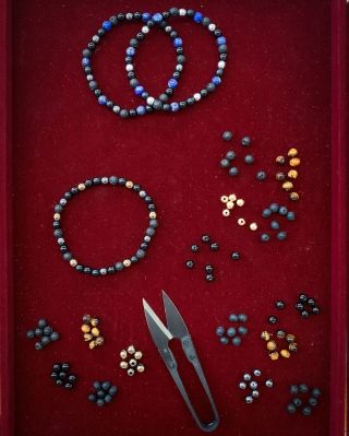 Naše prípravy na rok 2020 a ako začínate váš rok vy ? #tigereye #bracelet #mineralbraclet #onyx #lavastone